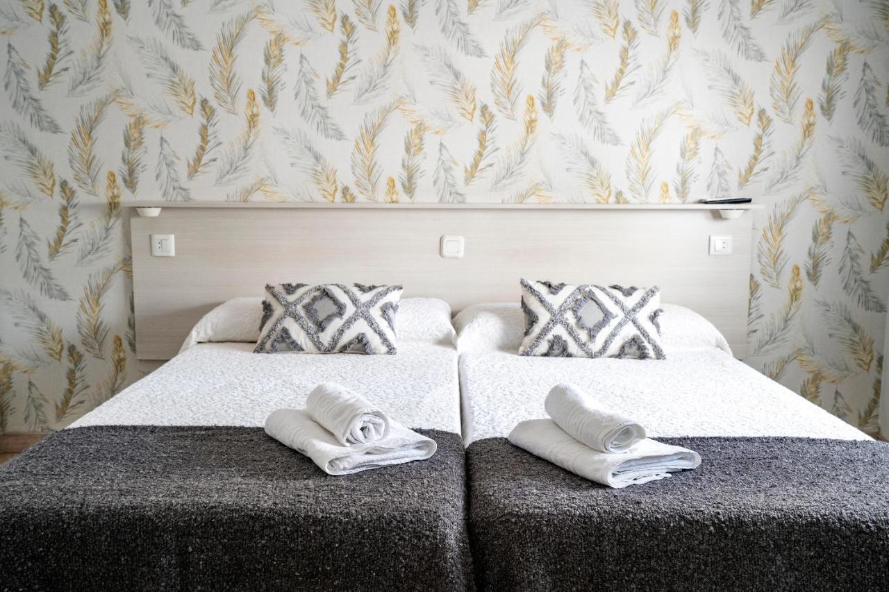 Hostal Plaza De Italia Caceres Luaran gambar