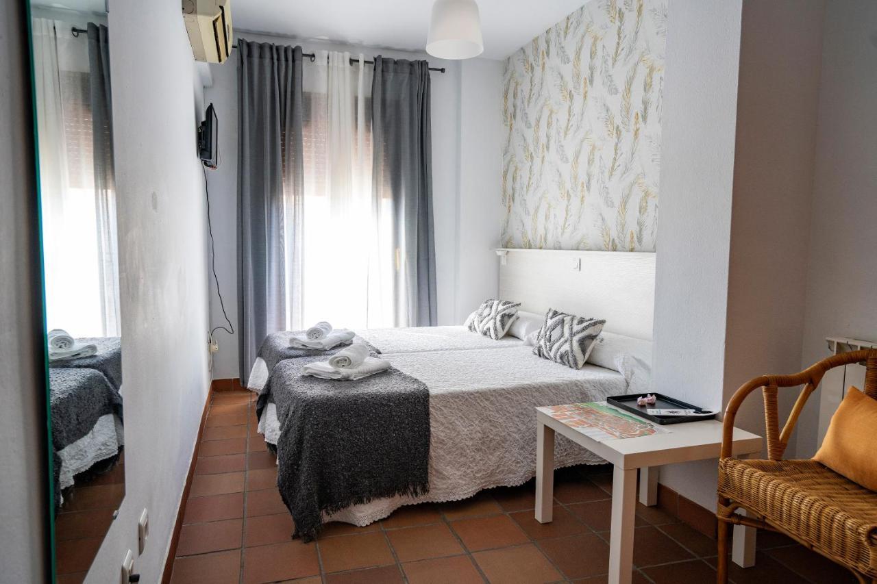 Hostal Plaza De Italia Caceres Luaran gambar